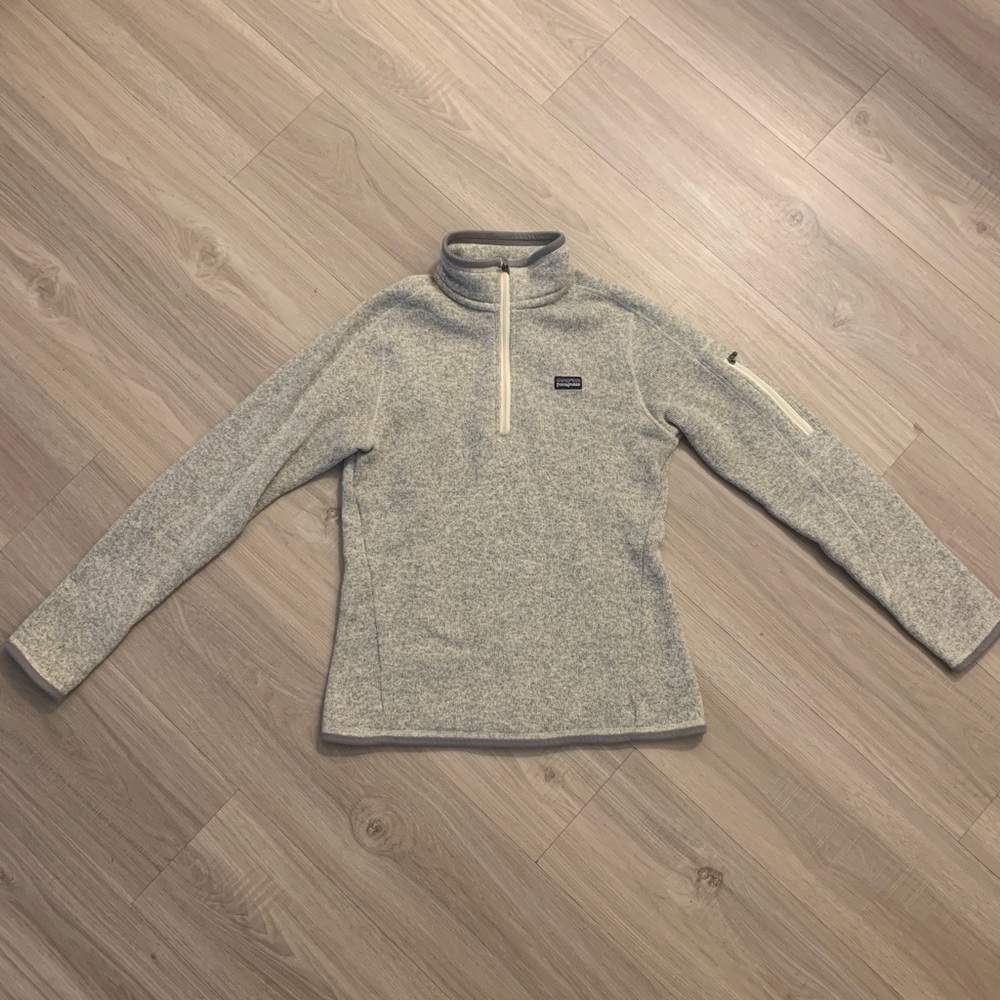 **SOLD**Women's Patagonia Better Sweater Half Zip - Picture 2 of 4
